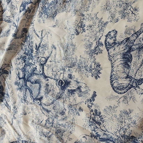 Resort Wear Pants Set - Picture 7 of 8